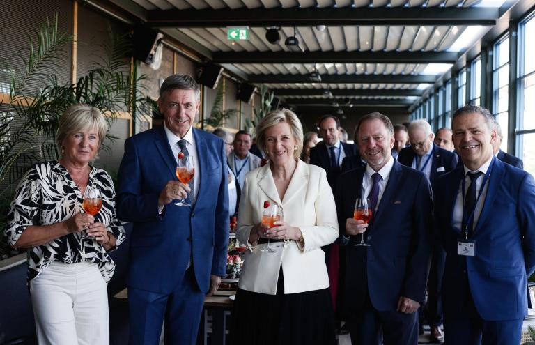 Belgische aardbeien stelen show op prinselijke missie in Noorwegen